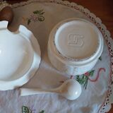 Sarreguemines slip sugar bowl