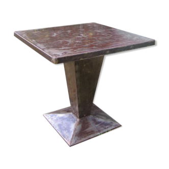 Table Tolix by Xavier Pauchard model Kub