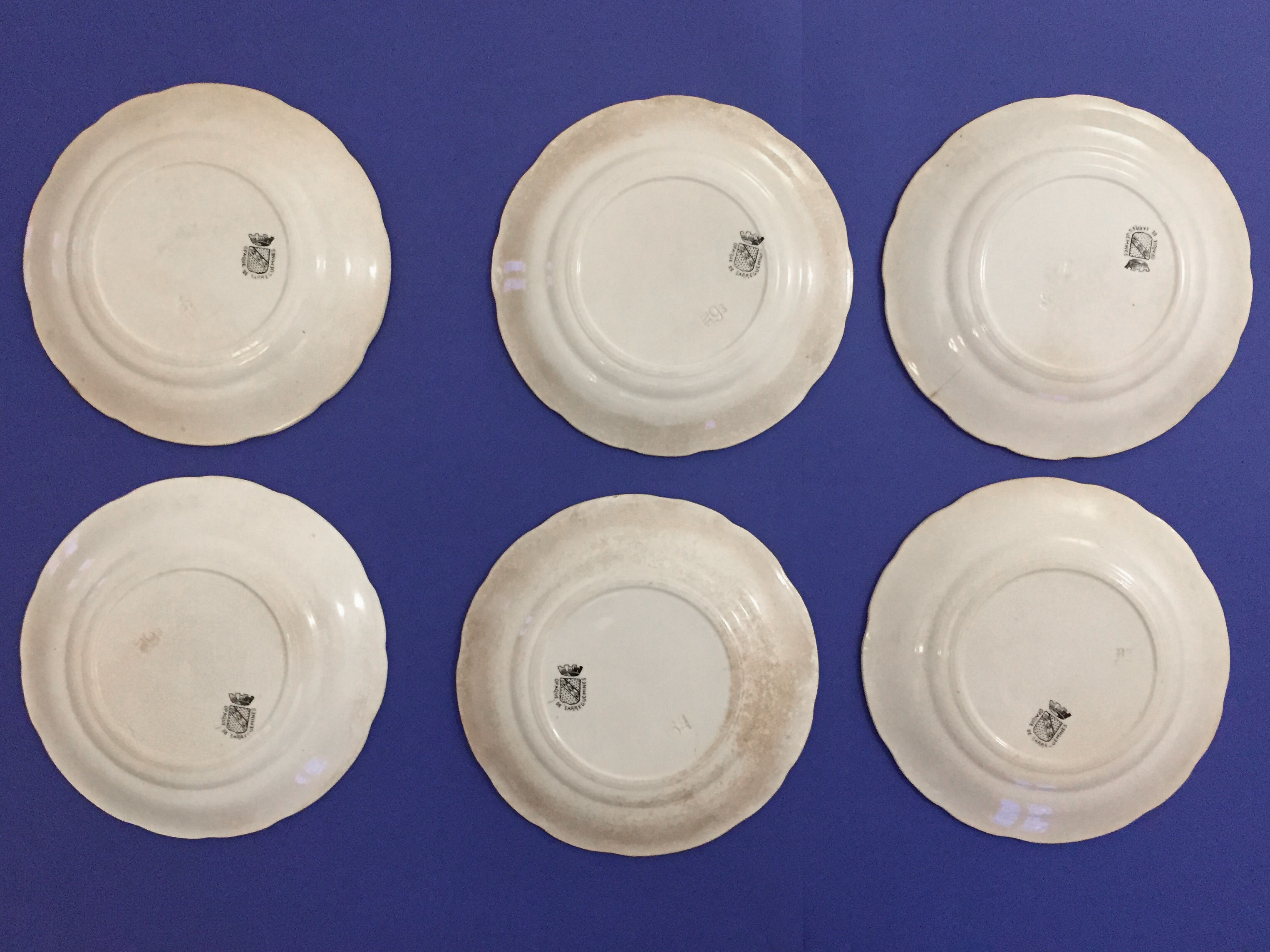 Set of 6 talking plates Sarreguemines "Paul and Virginie"