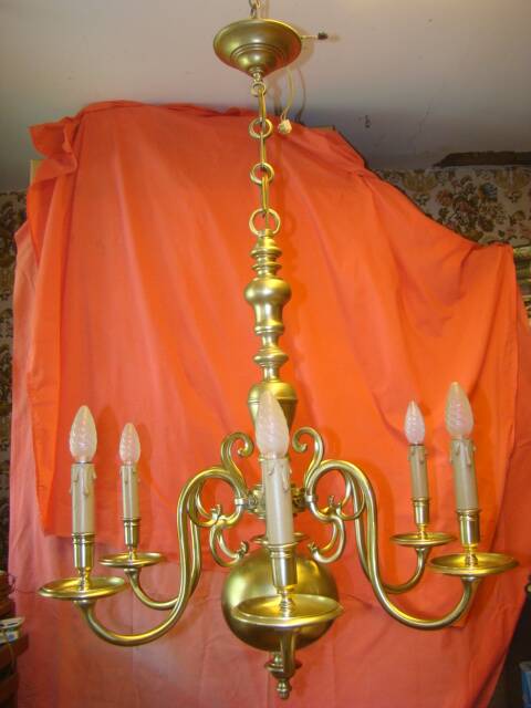 Dutch chandelier in solid bronze with 6 light arms, early 20th century.