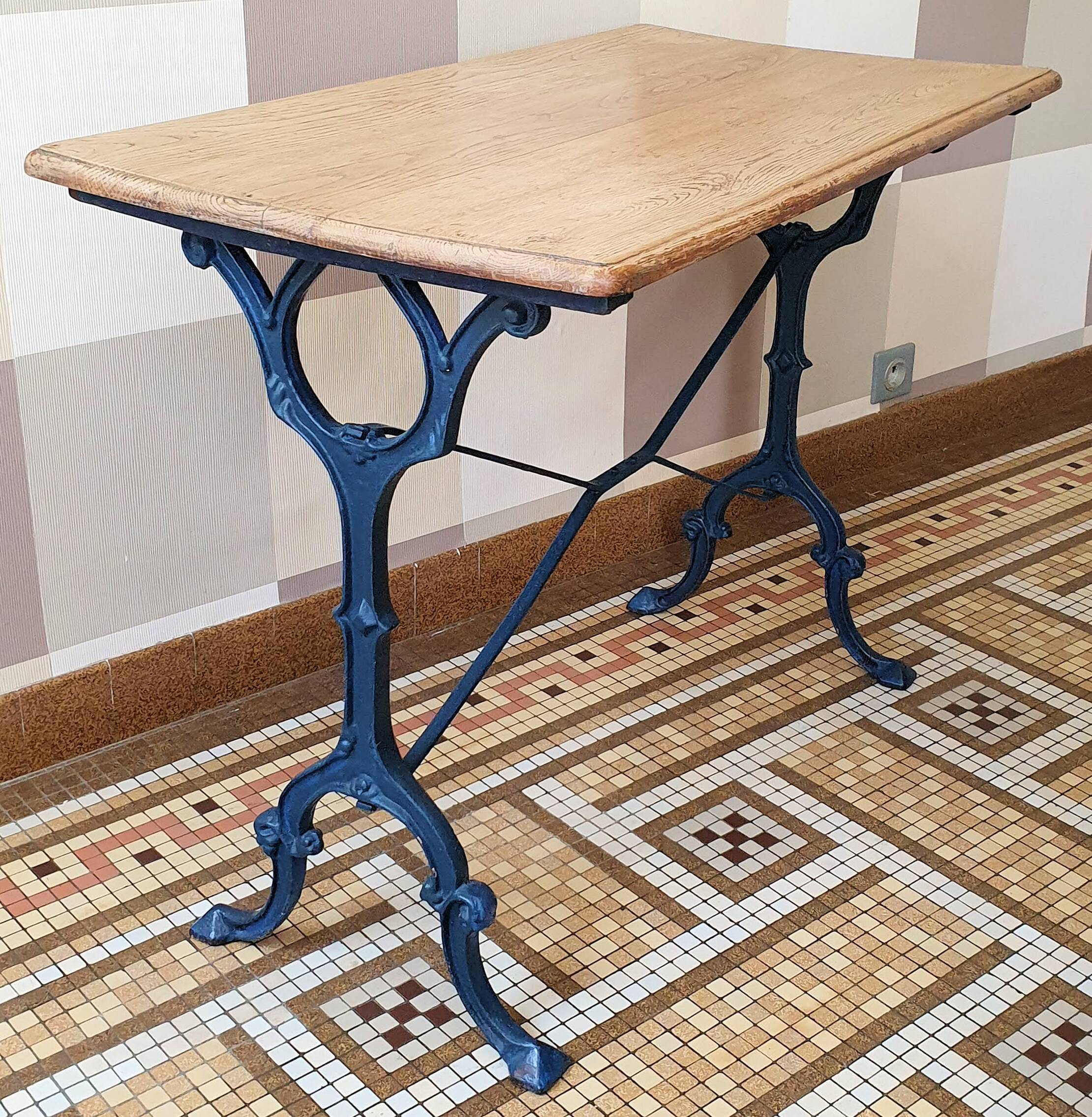 Bistro table wooden tray