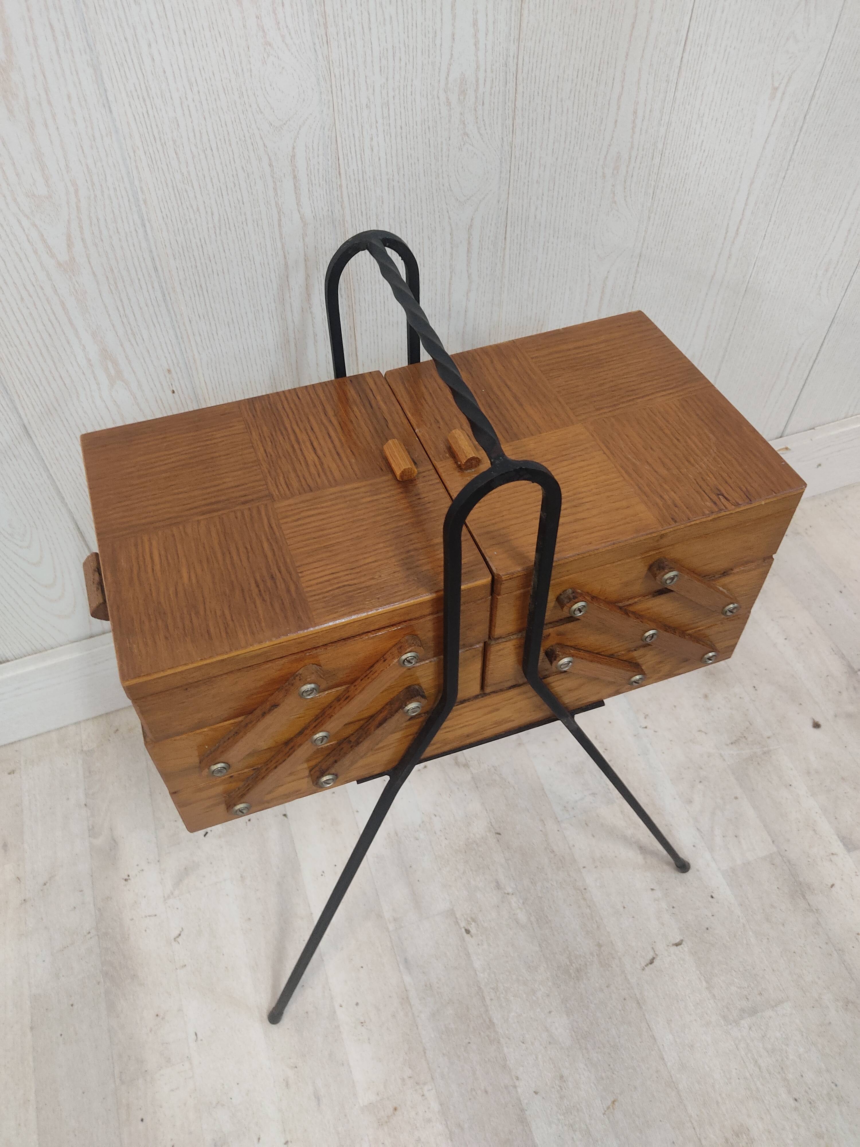 Vintage worker compass feet