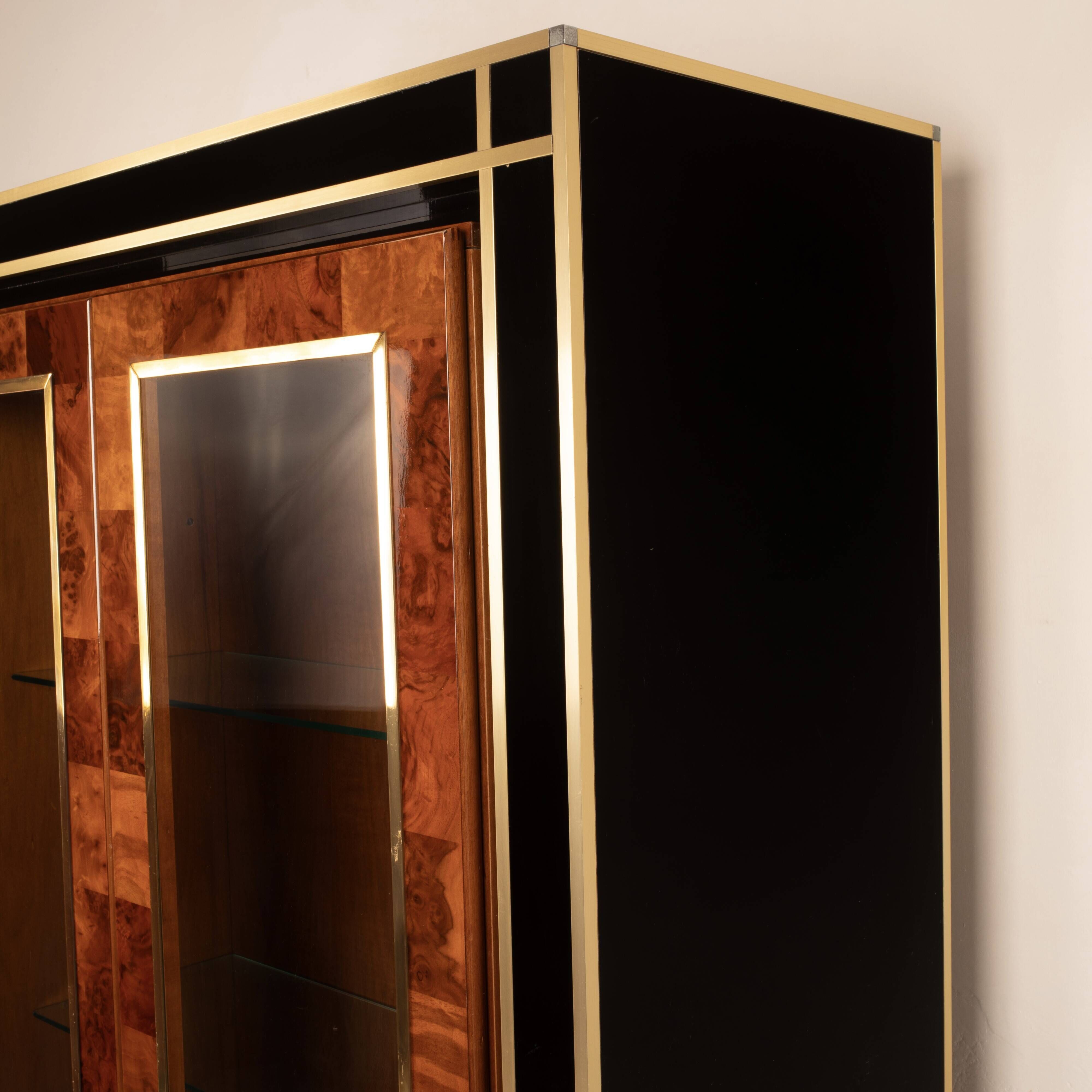 Vitrine en bois de séquoia par Willy Rizzo pour Mario Sabot