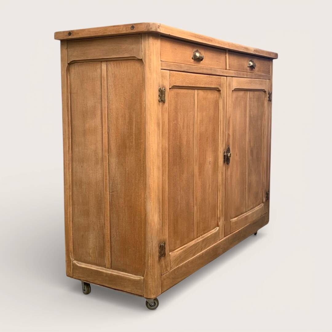 Grand Parisian buffet with billot and butterfly hinges, raw wood, 1930.
