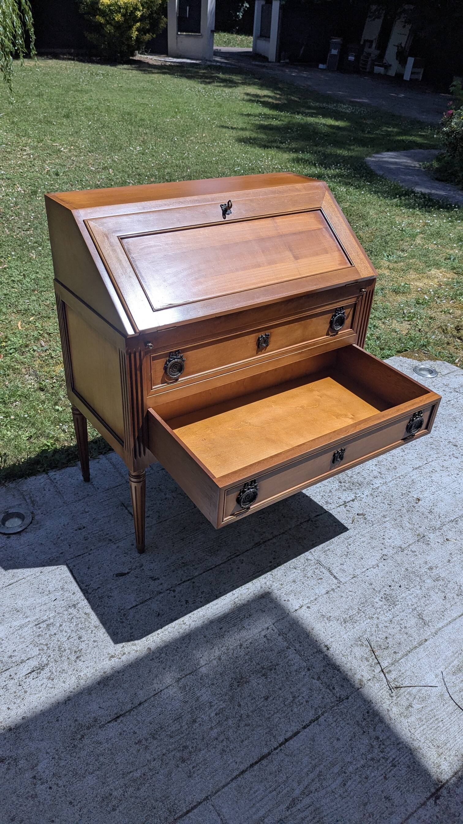 Slope secretary / Louis XVI style desk in wood – Very good condition