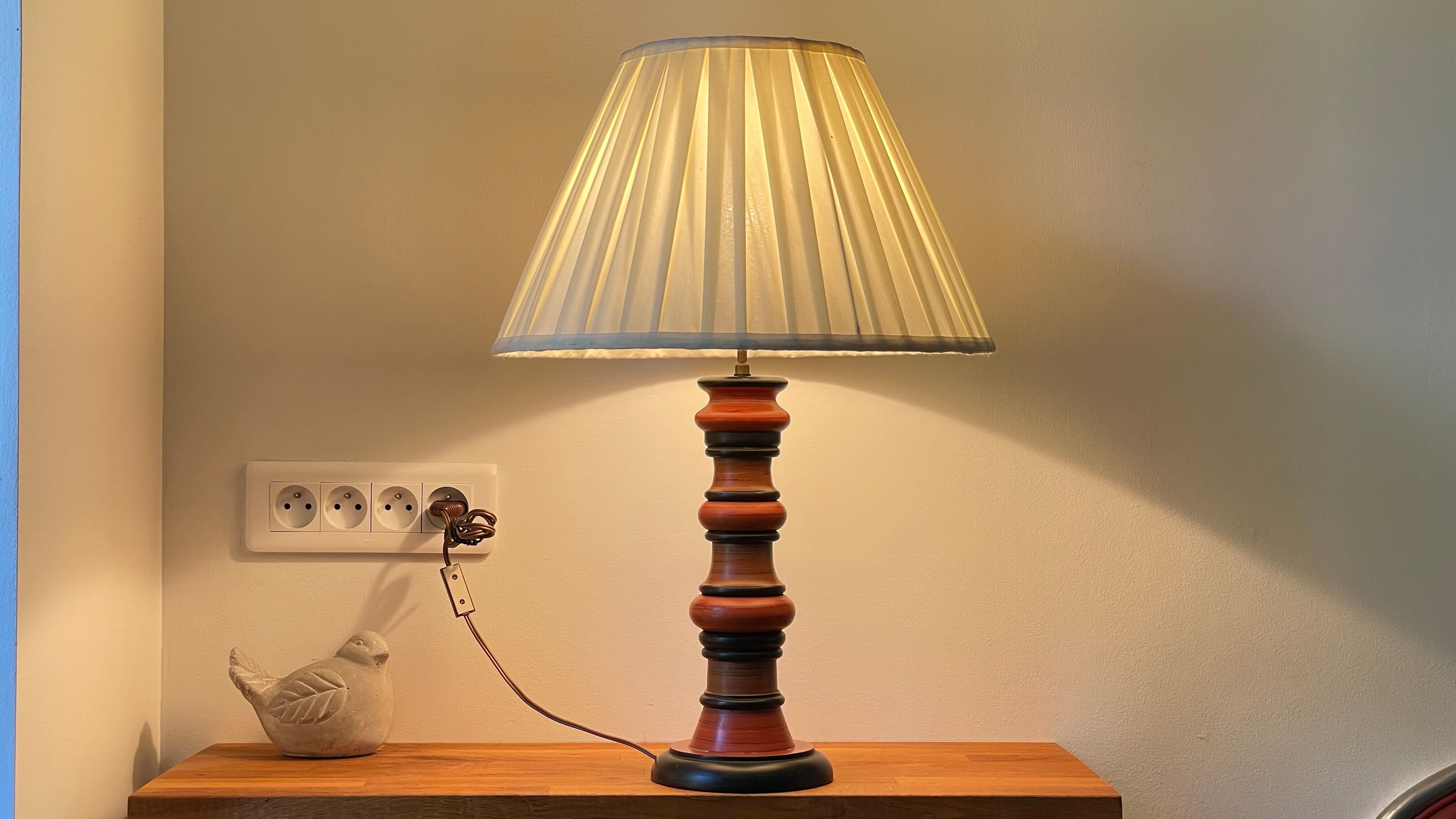 Vintage Italian turned wood lamp