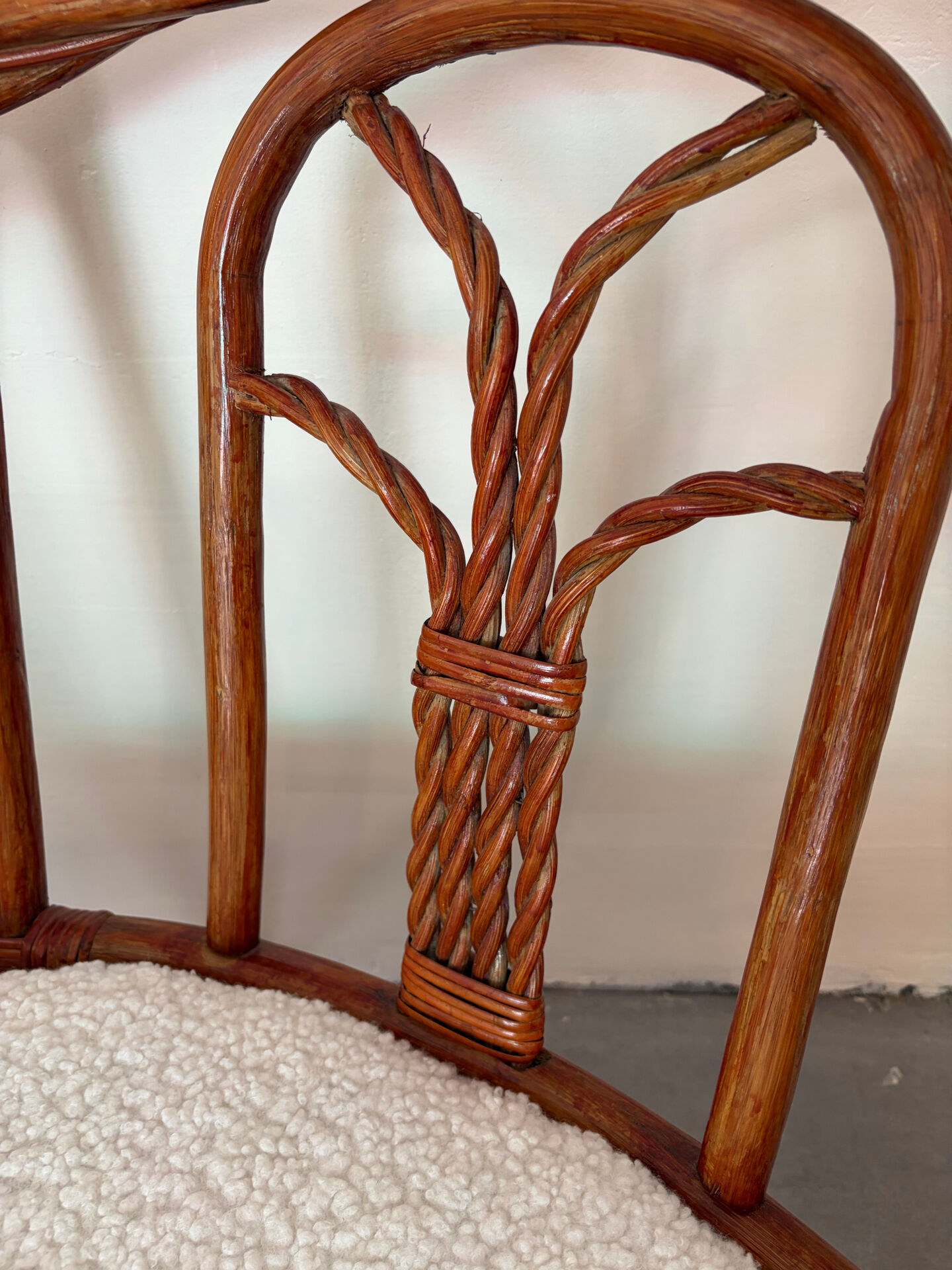 Paire de fauteuils en rotin torsadé 