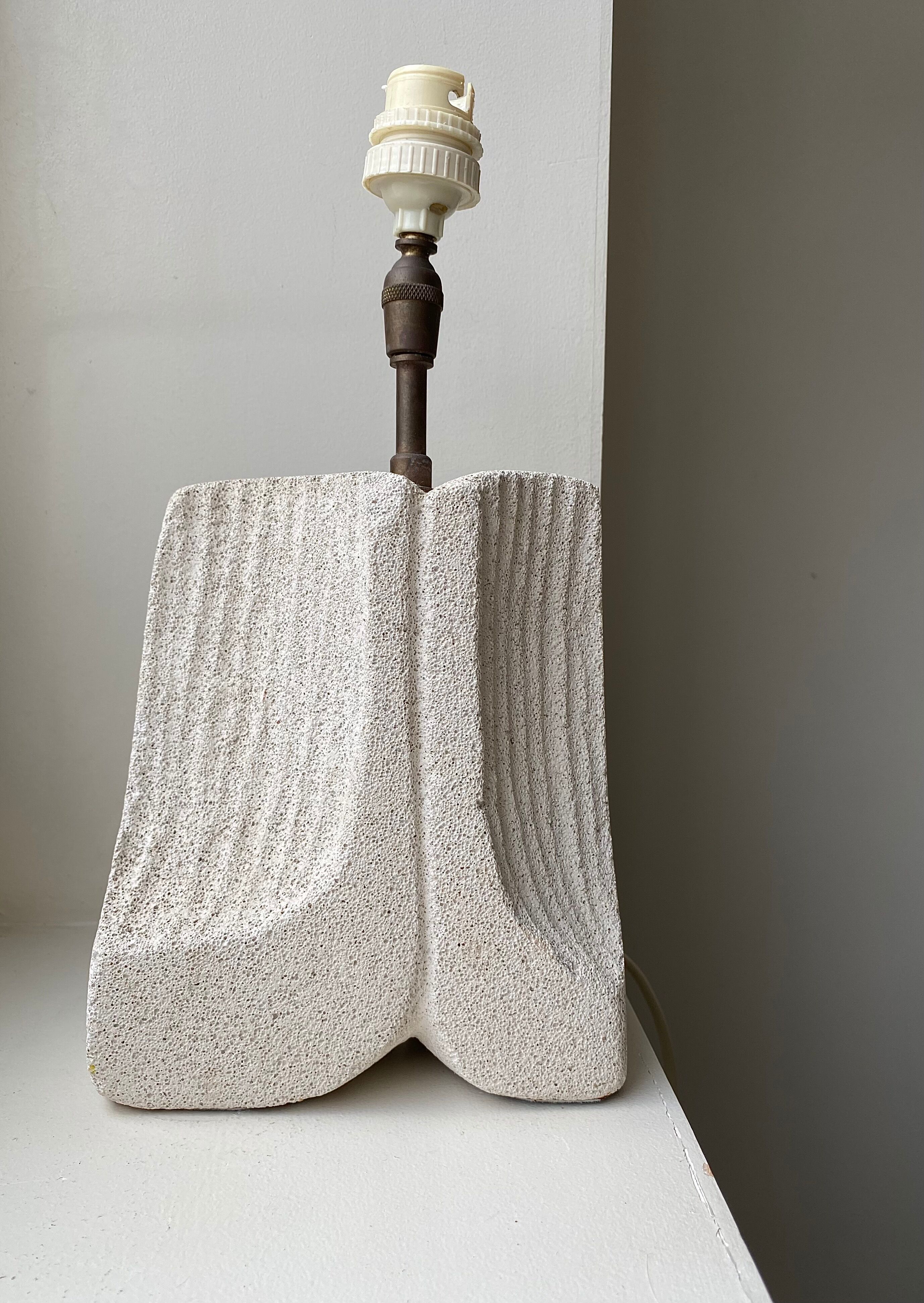 Modern lamp stand