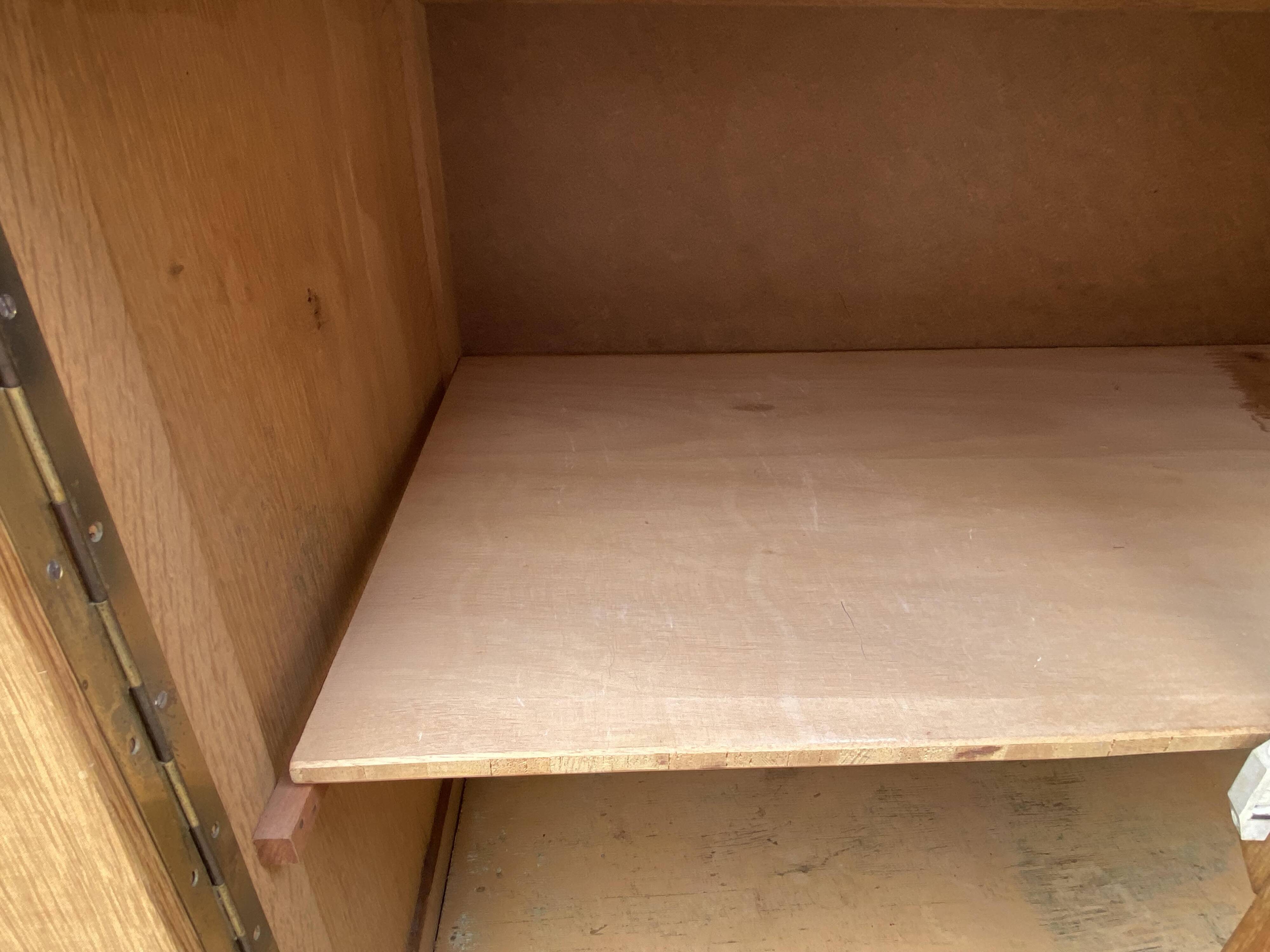 2-door storage unit in oak and oak veneer 50