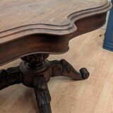 Violin table