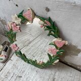 Oval ceramic mirror with flowers