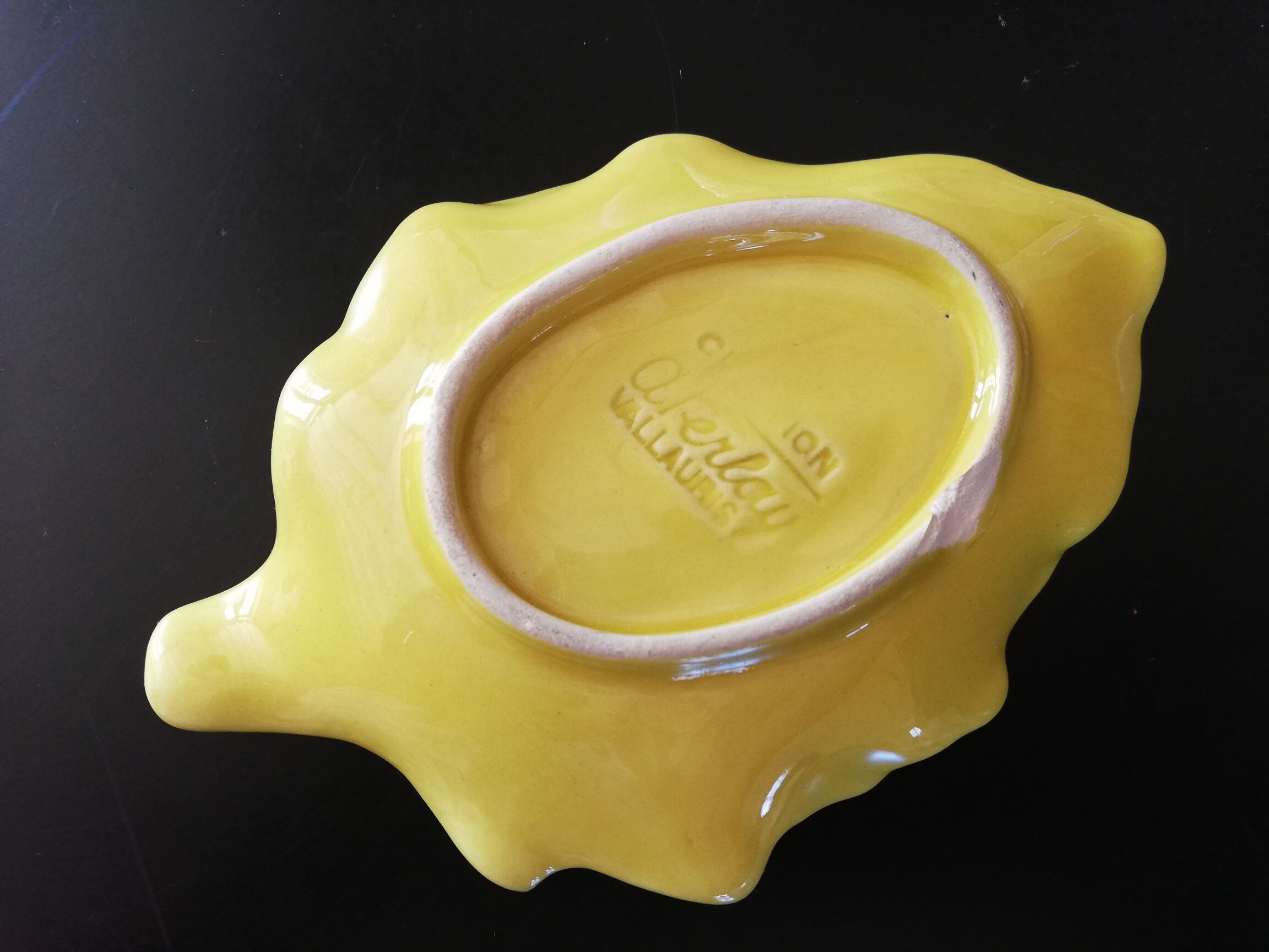 Ceramic pocket empty from Vallauris