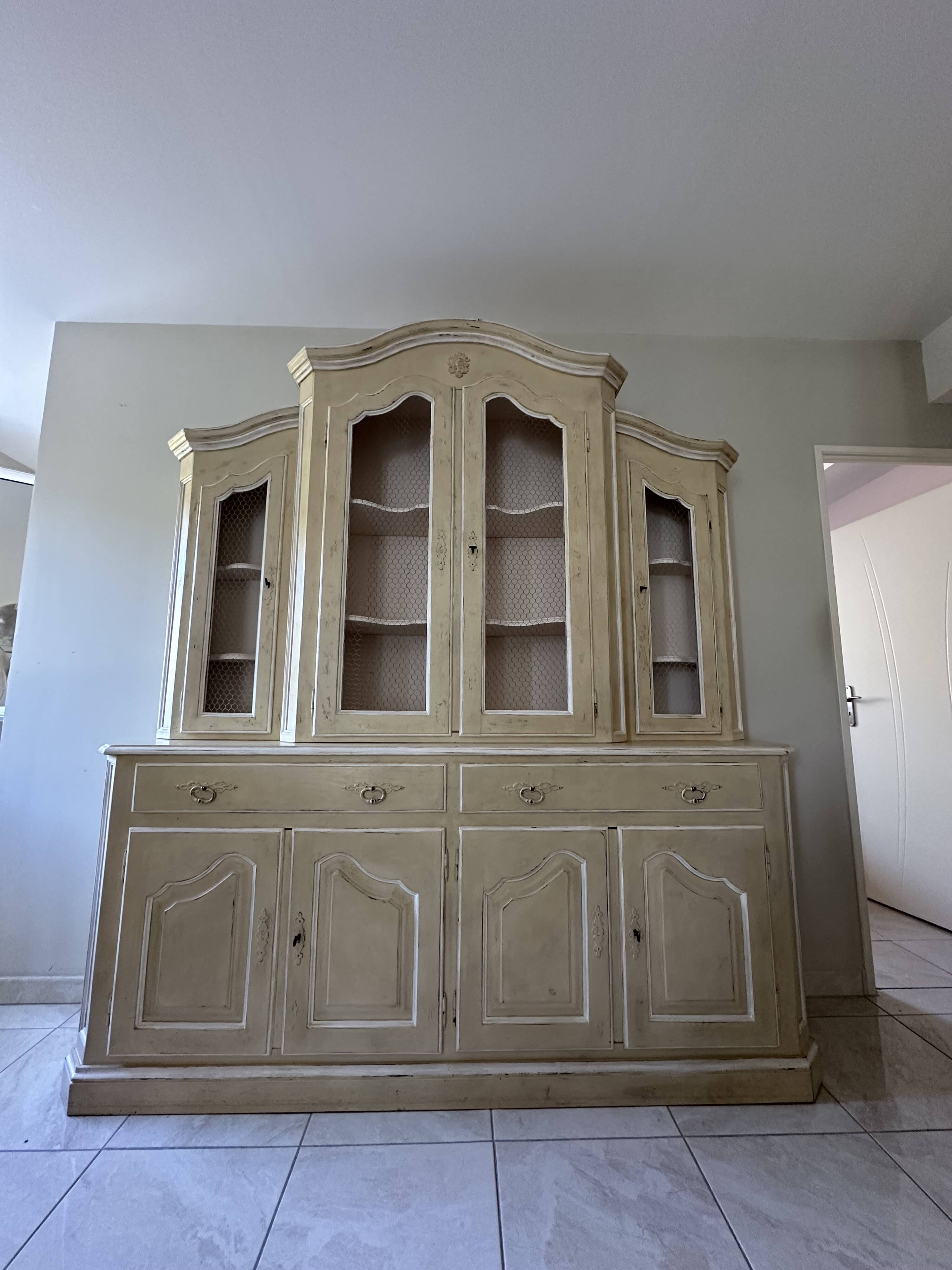 Provencal high sideboard/buffet
