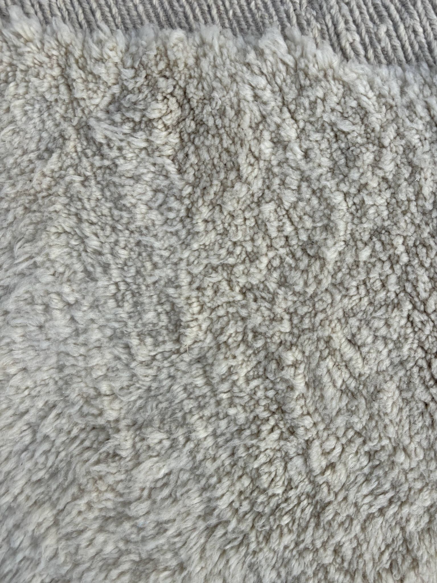 White Berber Beni M'rirt wool rug