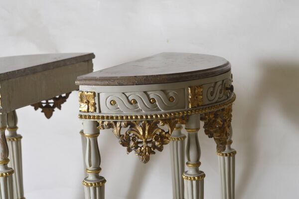 Tables Console Demi-Lune Sculptées et Peintes, Italie, 1940s, Set de 2