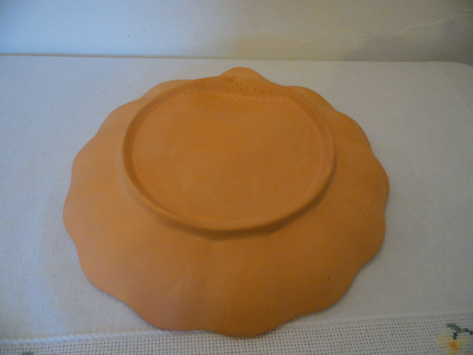 Terracotta dish Santa Claus