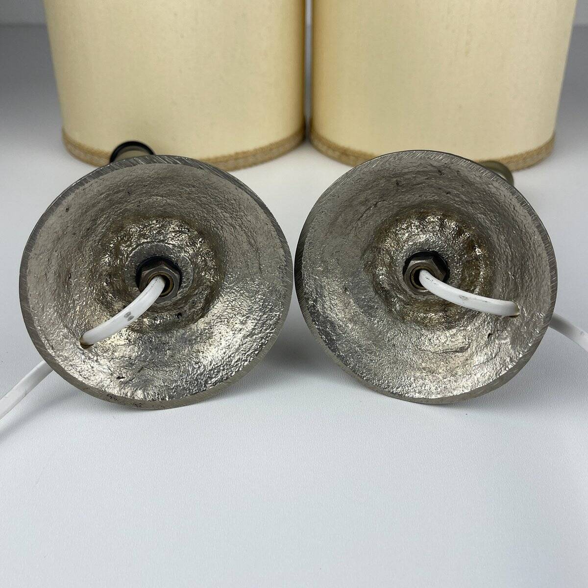 Lampe de table en métal, Italie années 1960