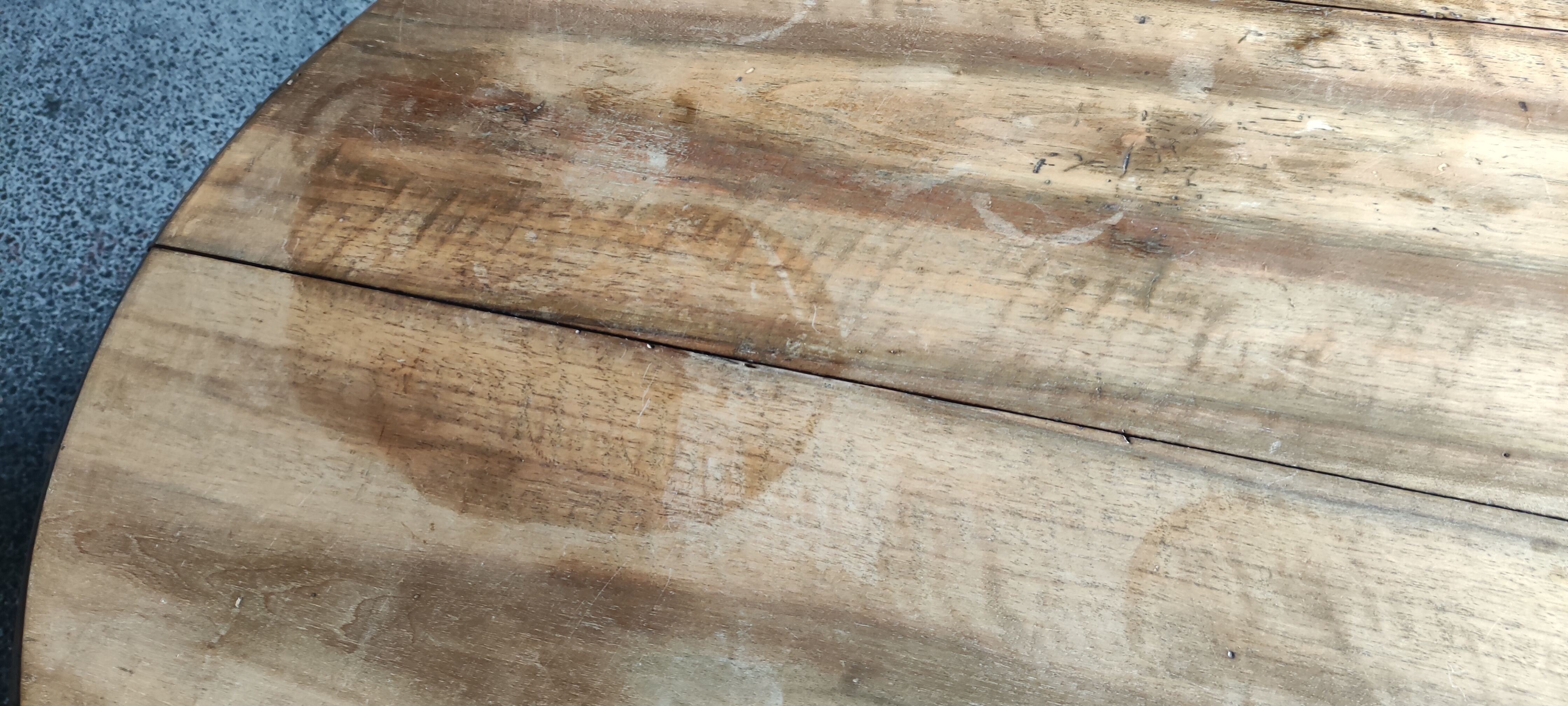 Louis Philippe table, 3 extensions, walnut tray
