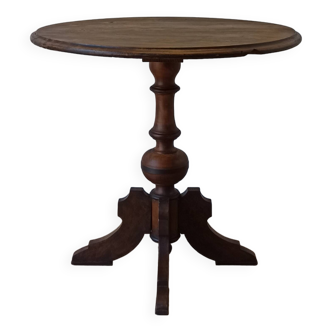 Ancienne table basse antique.