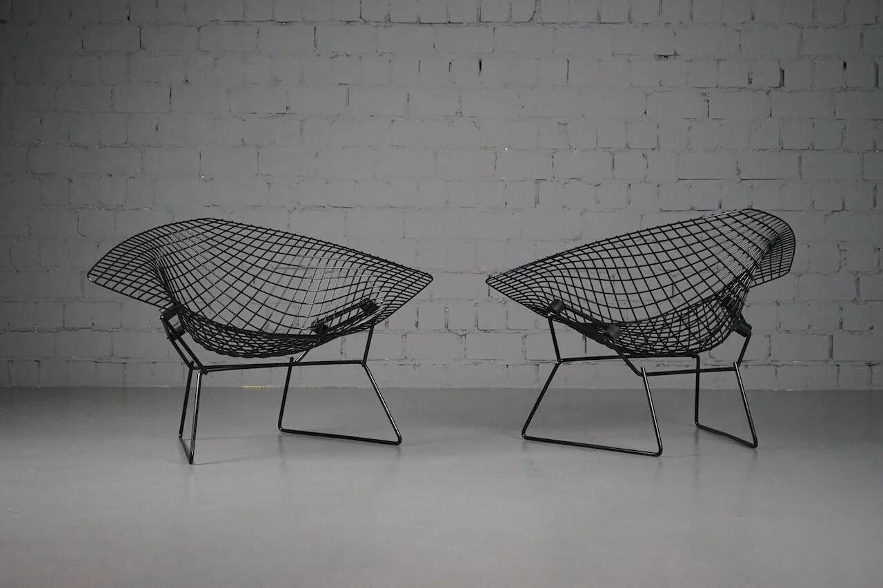 Diamond chair model 422 by Harry Bertoia for Knoll Int. (2/3)