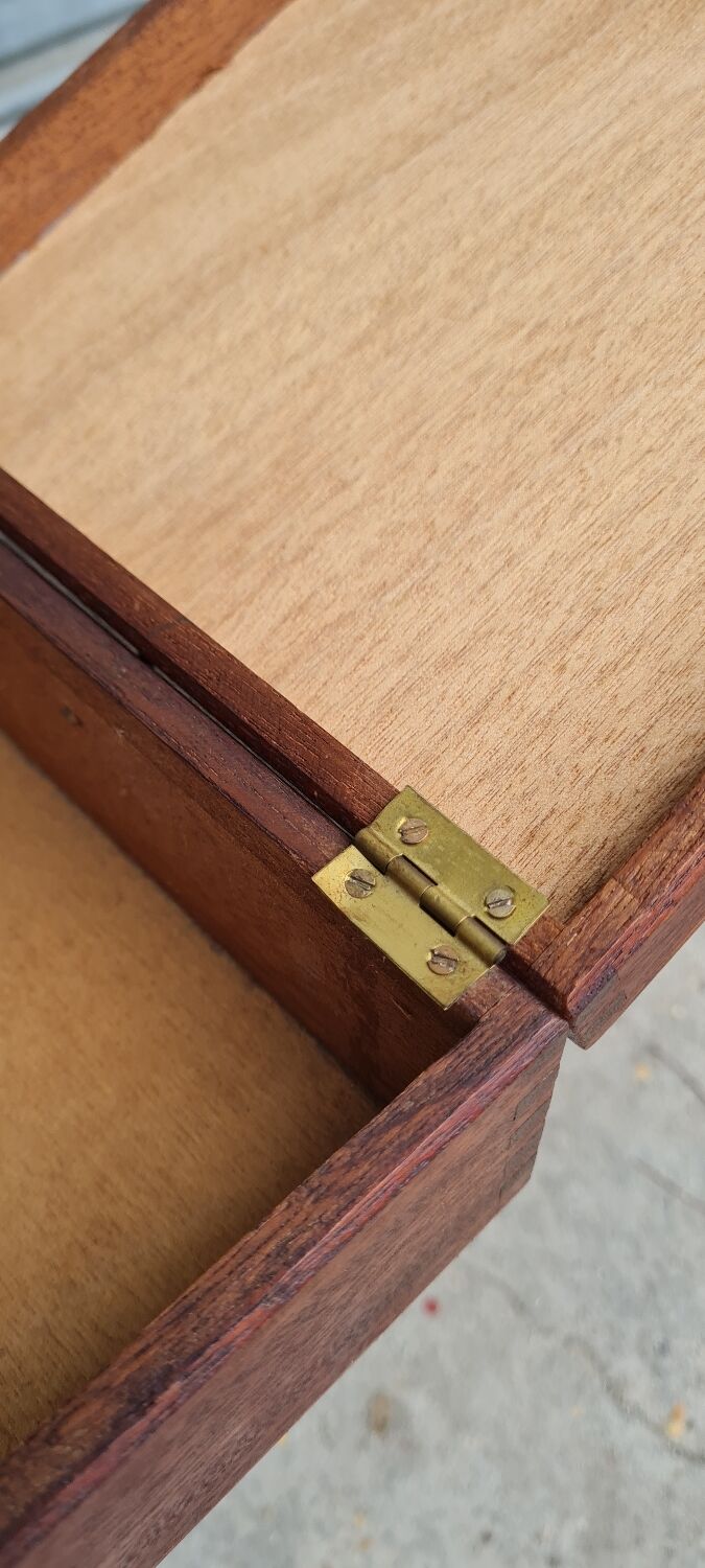 Vintage compass foot worker