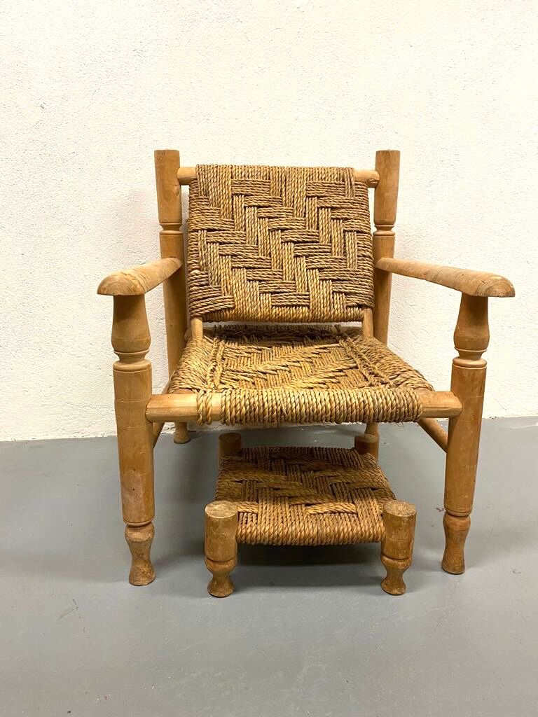Wood and rope armchair and footrest