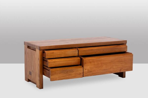 Pierre Chapo. Commode basse en orme blond. Circa 1970.