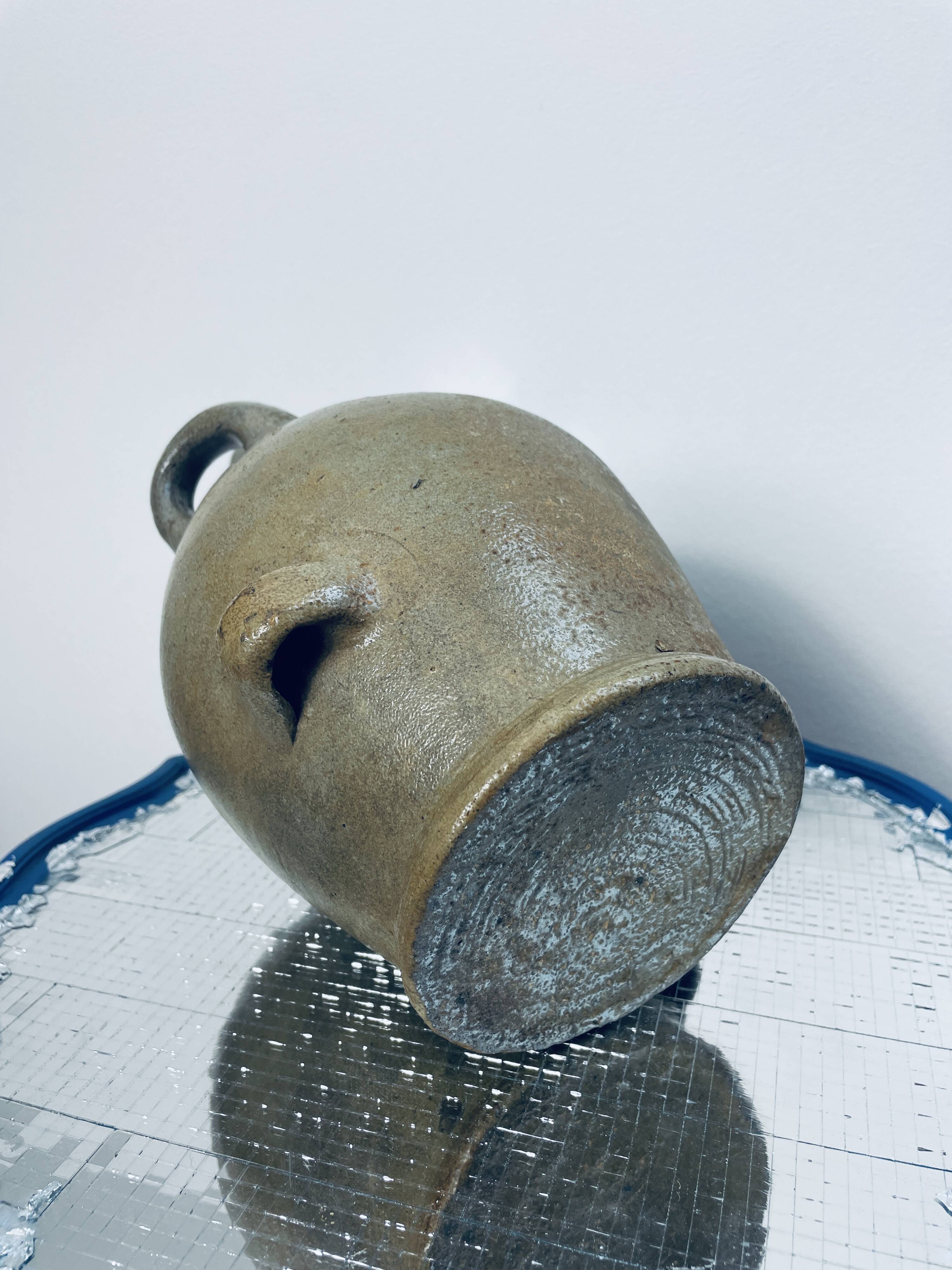 Grey stoneware jug of the botijo type, Spanish gargoulette