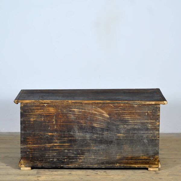 Coffre de mariage d'art populaire, vers 1850