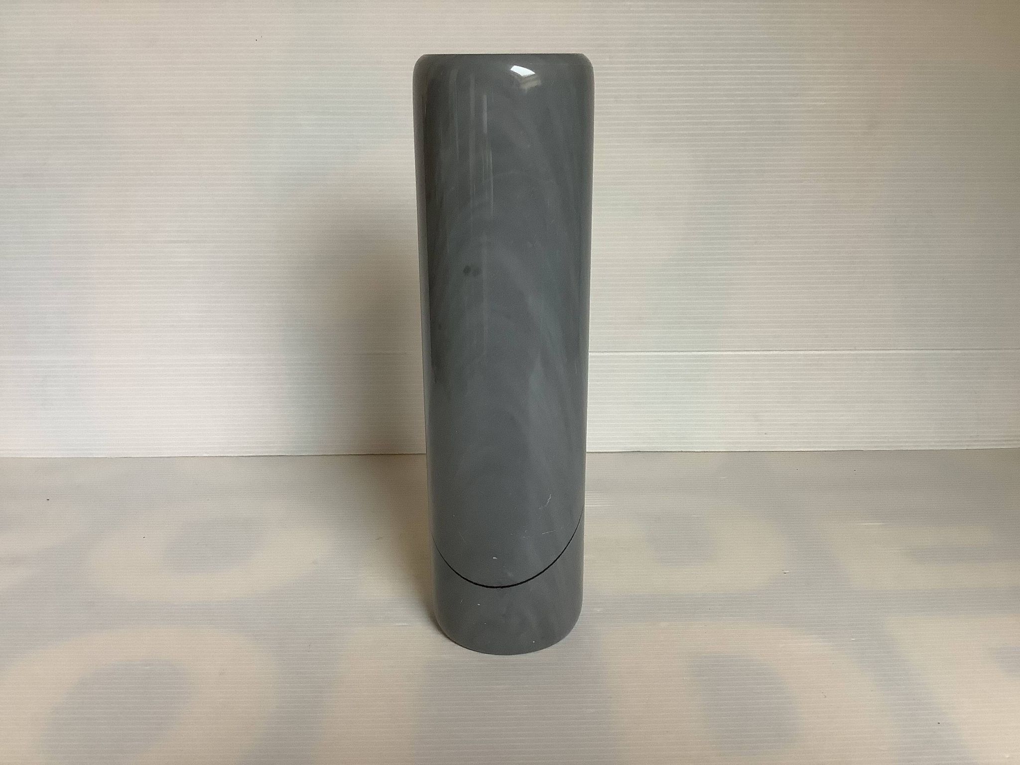 Vase rouleau marbre Mageia Giulio Lazzotti Italy