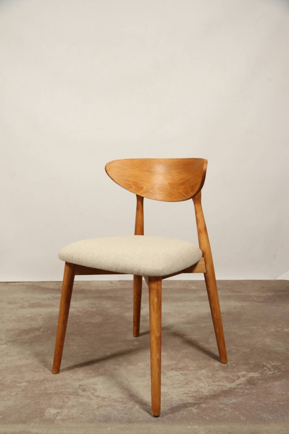 Modern chair Scandinavian design light wood natural Lin fabric mid century modern design