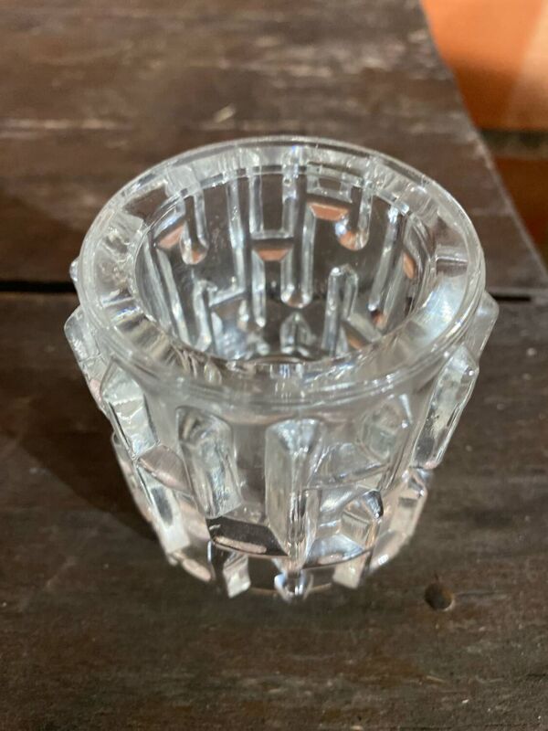 Paire de bougeoirs tchèques en verre moulé anciens Frantisek Vizner