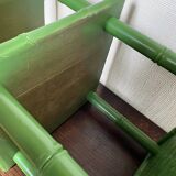 Table with 3 wood and bamboo trays