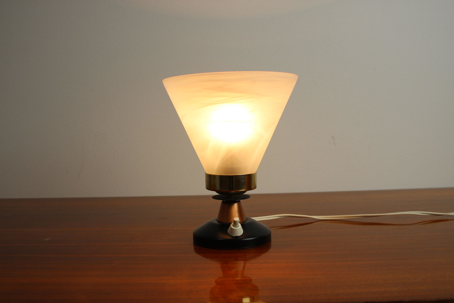 Mid-century table lamp, 1970's