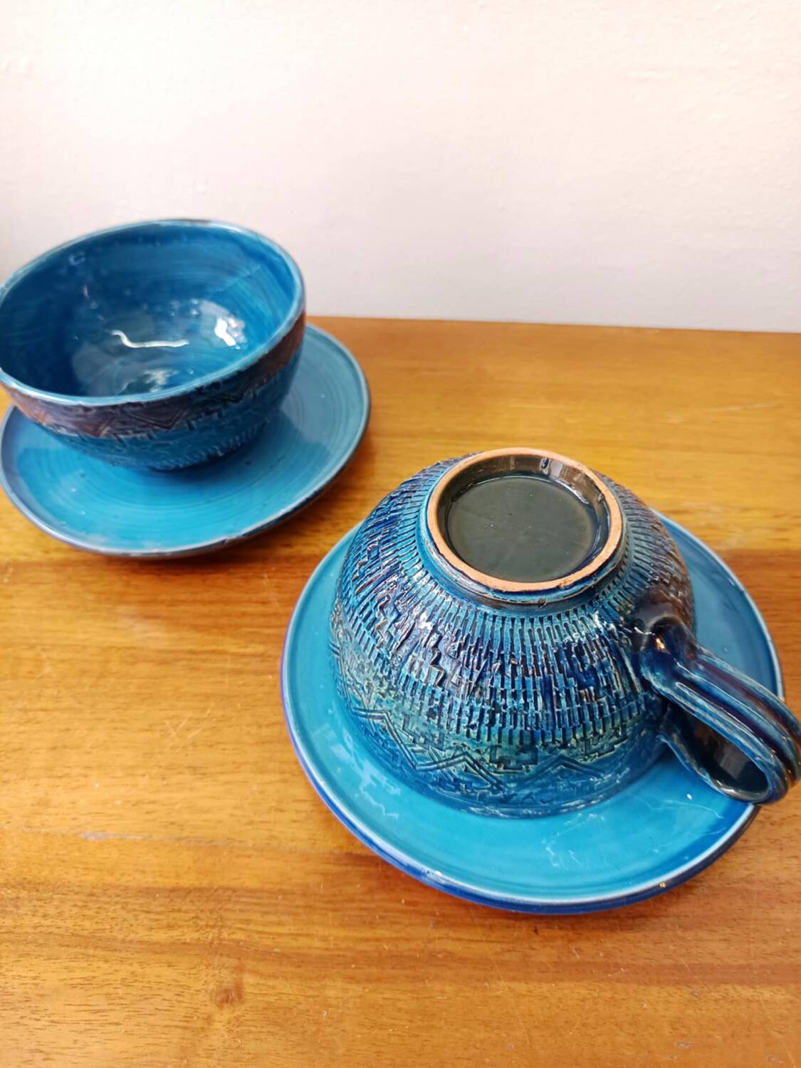 Pair of Aldo Londi breakfast cups, Italy 1960