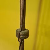 Ancien lampadaire fleuri français, du milieu des années 1900.
