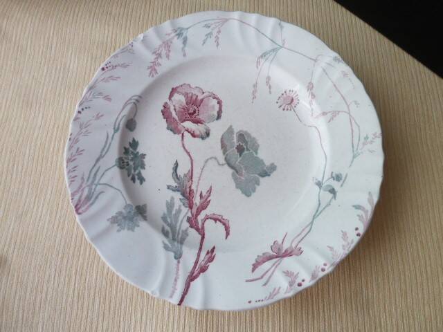 Compote dish, footed bowl Longwy pottery Poppy model