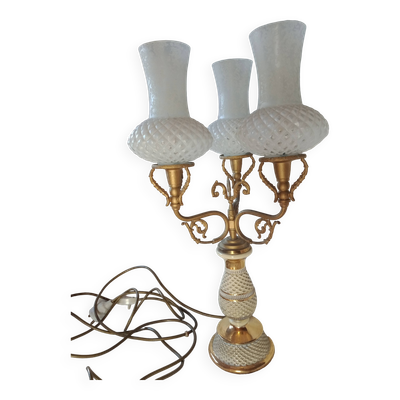 Lampe baroque céramique laiton métal surmonté de 3 tulipes en verre Florentine