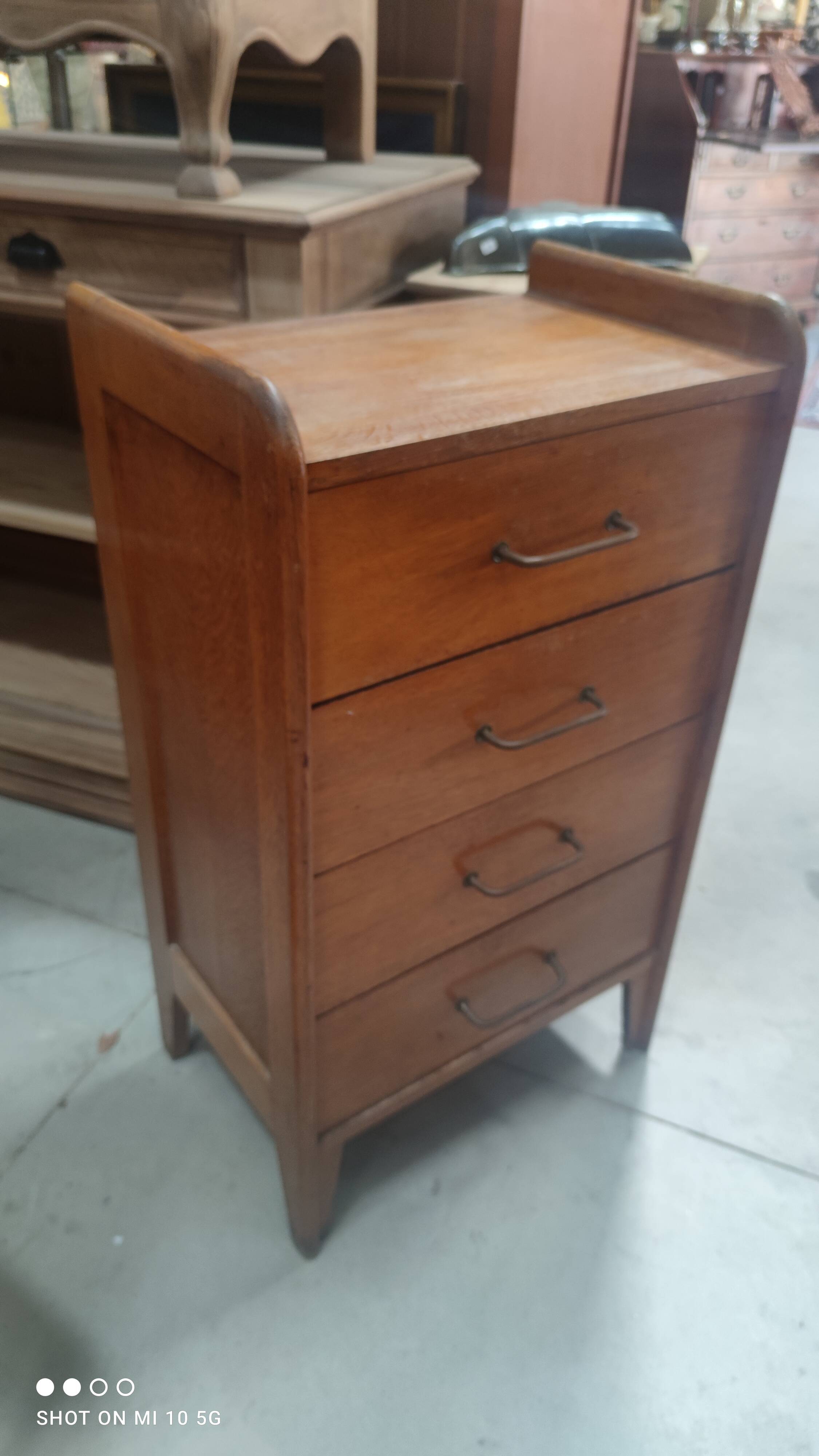 Oak chest of drawers 4 drawers circa 1950