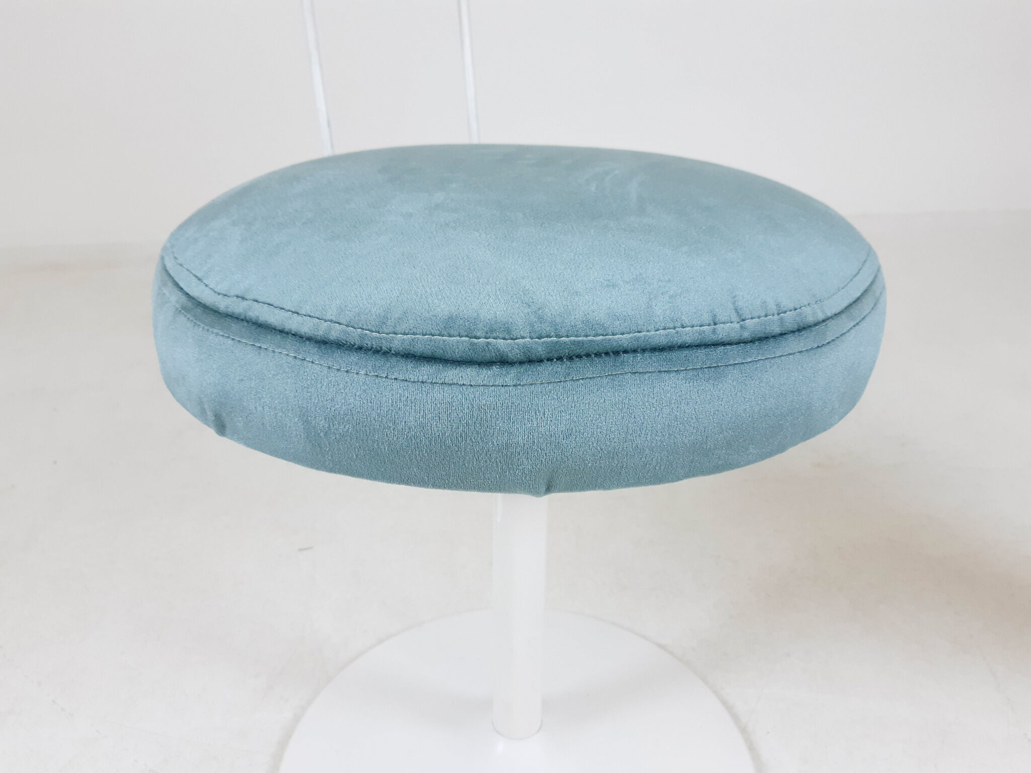 Tabouret métal et velours