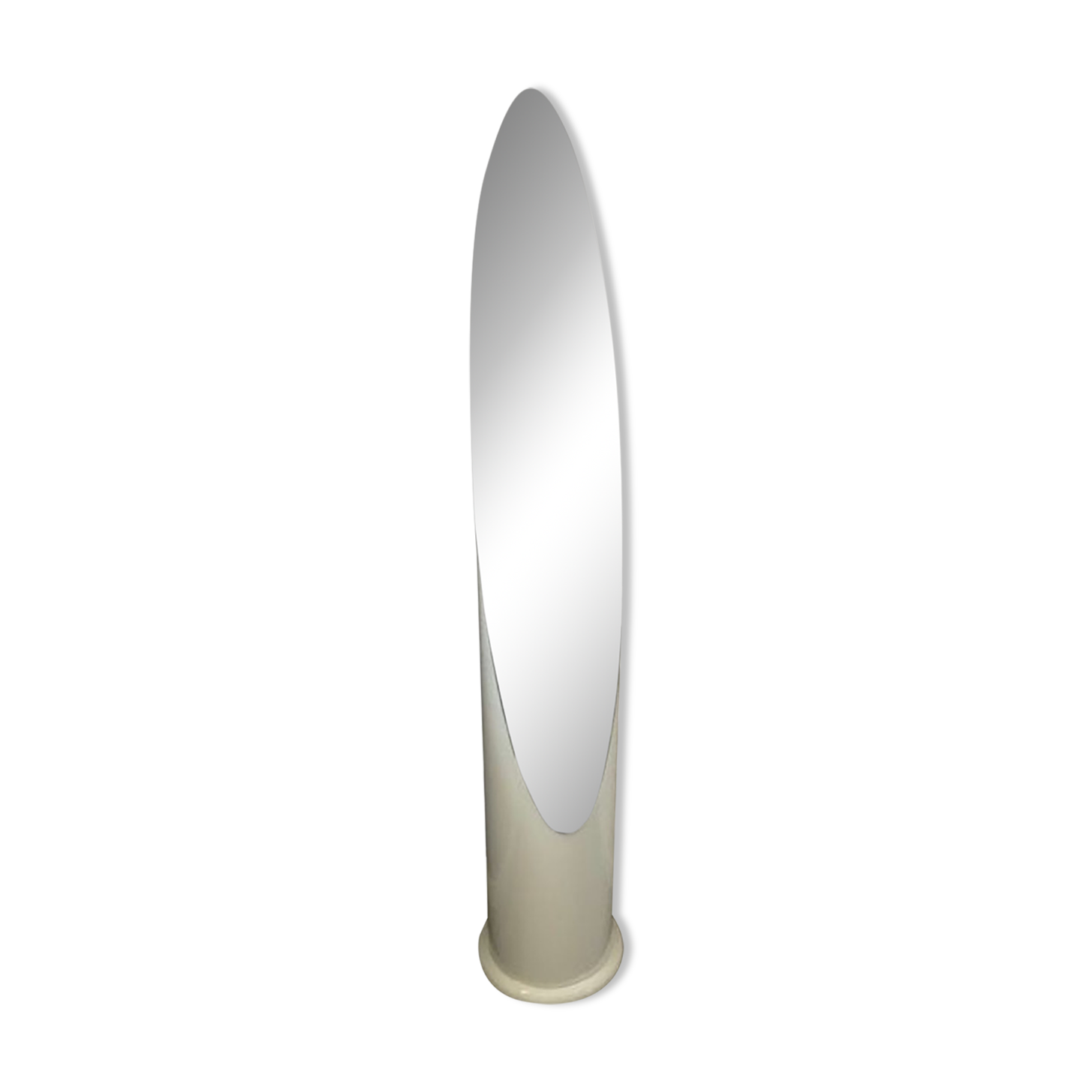 Mirror on foot lipstick psyche