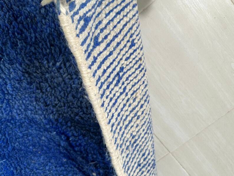Blue Moroccan wool rug 200cm x 300cm