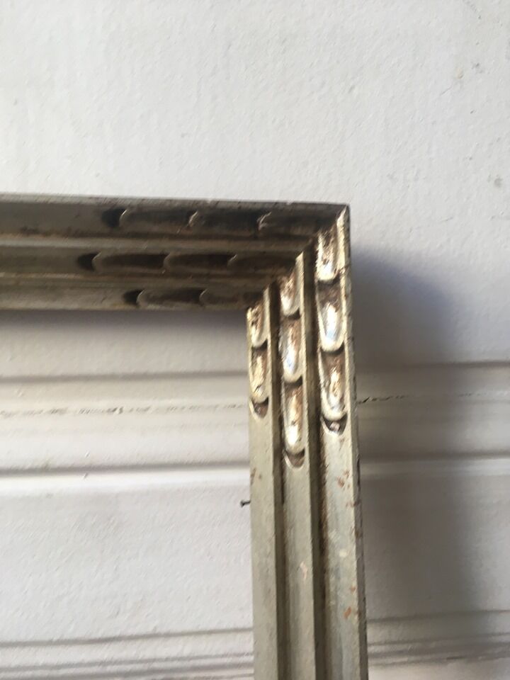 Cadre bois sculpté