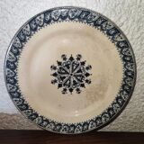 Assiette ancienne Henri II Terre de ferre salins