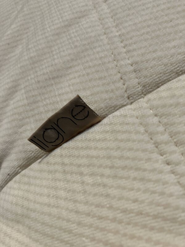 Authentieke Ligne Roset 1zit Togo 1988 beige in topstaat!!