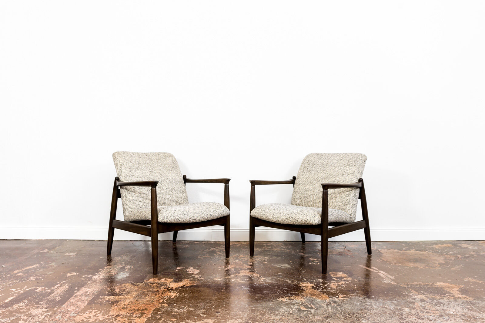 Pair of restored vintage GFM-64 armchairs by Edmund Homa, 1960s