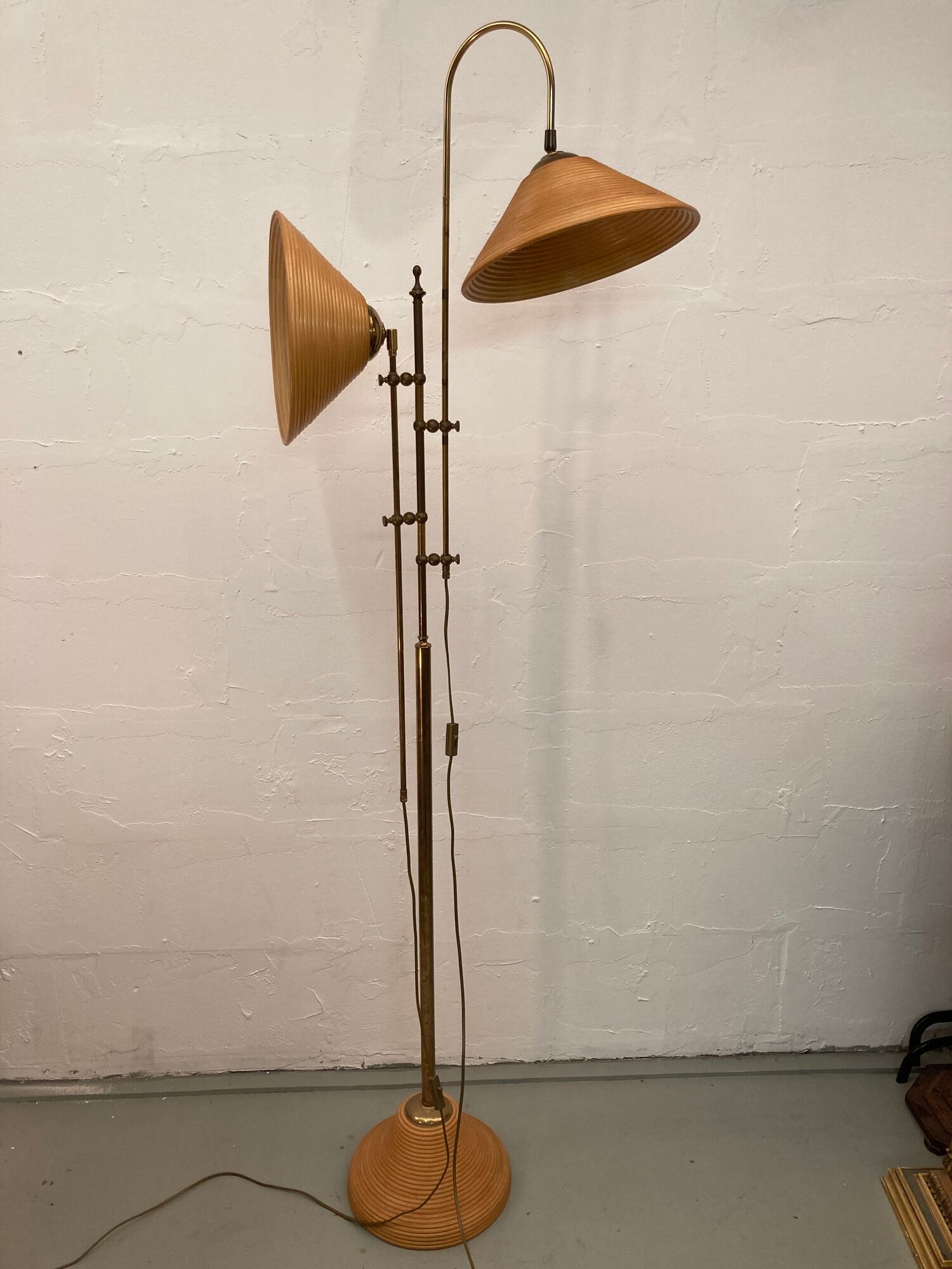Bamboo rattan and brass pencil or split reed floor lamp, Italy 1980s