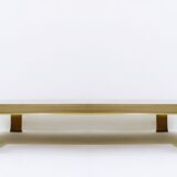 Table basse contemporaine en laiton