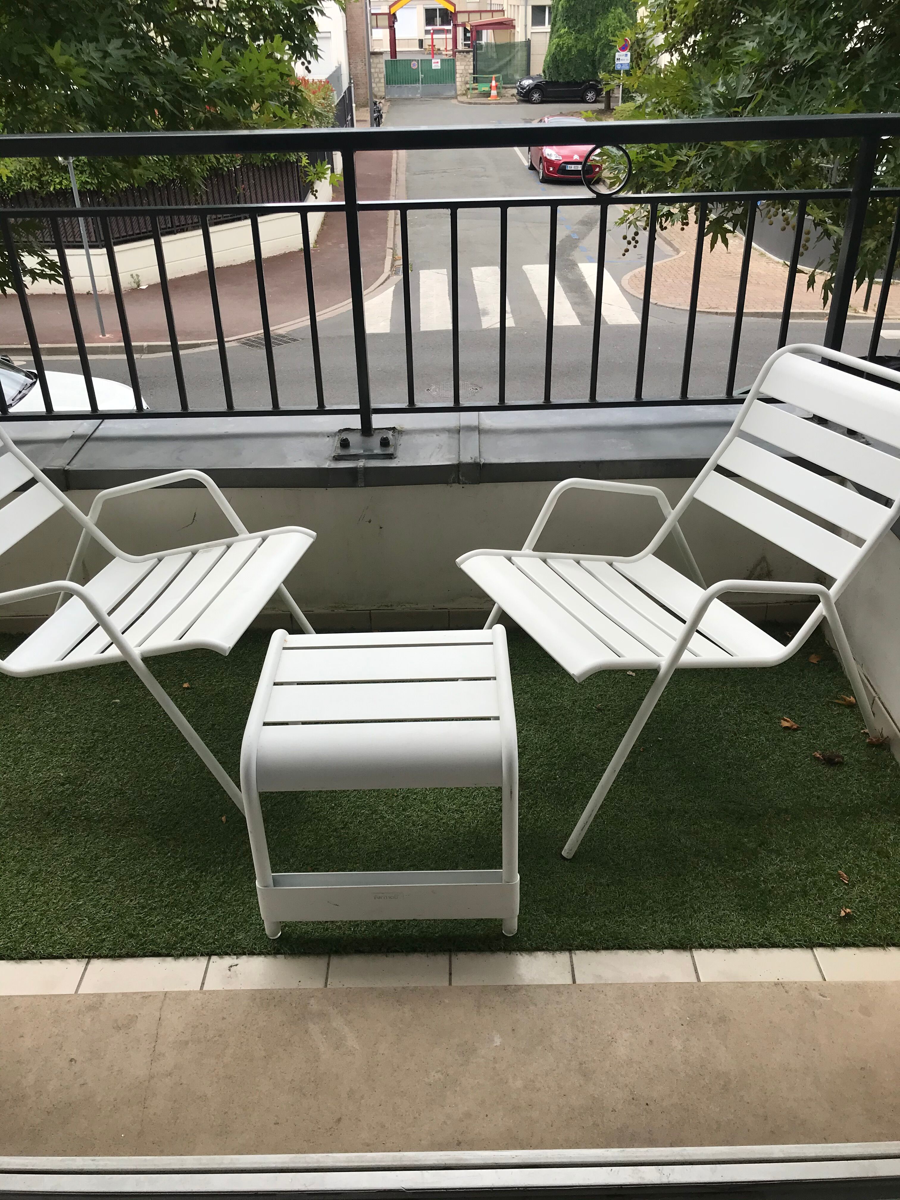 Salon de jardin et  terrasse Fermob blanc