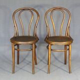 Pair of kohn n°18 1/2 bistro chairs from 1900, wooden seat - no thonet -